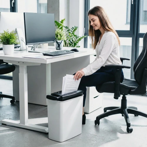 Adler Paper Shredder | AD 1040 | Juodas