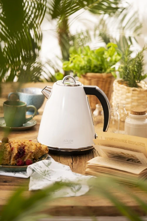 Adler | Virdulys | AD 1343 | Electric | 2200 W | 1.5 L | Nerūdijantis plienas | 360° rotational base | Baltas