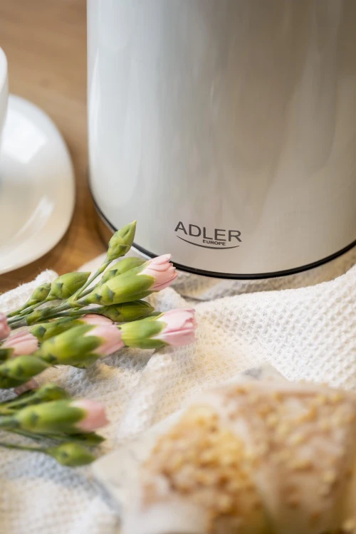 Adler | Virdulys | AD 1347w | Electric | 2200 W | 1.5 L | Nerūdijantis plienas | 360° rotational base | Baltas