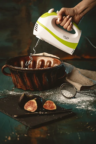 Plakiklis Adler | Mixer | AD 4205 g | Hand Mixer | 300 W | Greičių skaičius 5 | Turbo mode | Baltas/Žalias