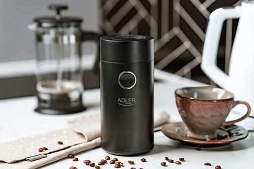 Kavamalė Adler | Kavos malūnėlis | AD4446bs | 150 W | Kavos pupelių talpa 75 g | Dangčio apsauginis jungiklis | Juodas
