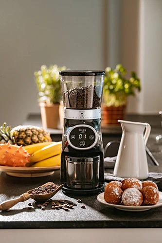 Kavamalė Adler | Kavos malūnėlis | AD 4450 Burr | 300 W | Kavos pupelių talpa 300g | Puodelių skaičius 1-10 vnt(s) | Juodas