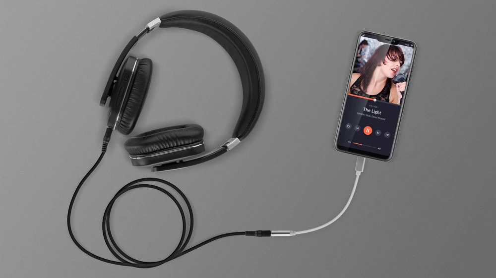 Kruger & Matz USB C adapteris - 3.5mm stereo mini AUX Basic