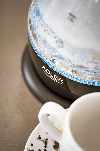 Adler | Virdulys | AD 1224 | Standard | 2000 W | 1.5 L | Glass | 360° rotational base | Juodas