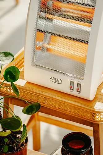 Adler | Šildytuvas | AD 7709 | Halogeninis šildytuvas | 800 W | Galios lygių skaičius 2 | Baltas