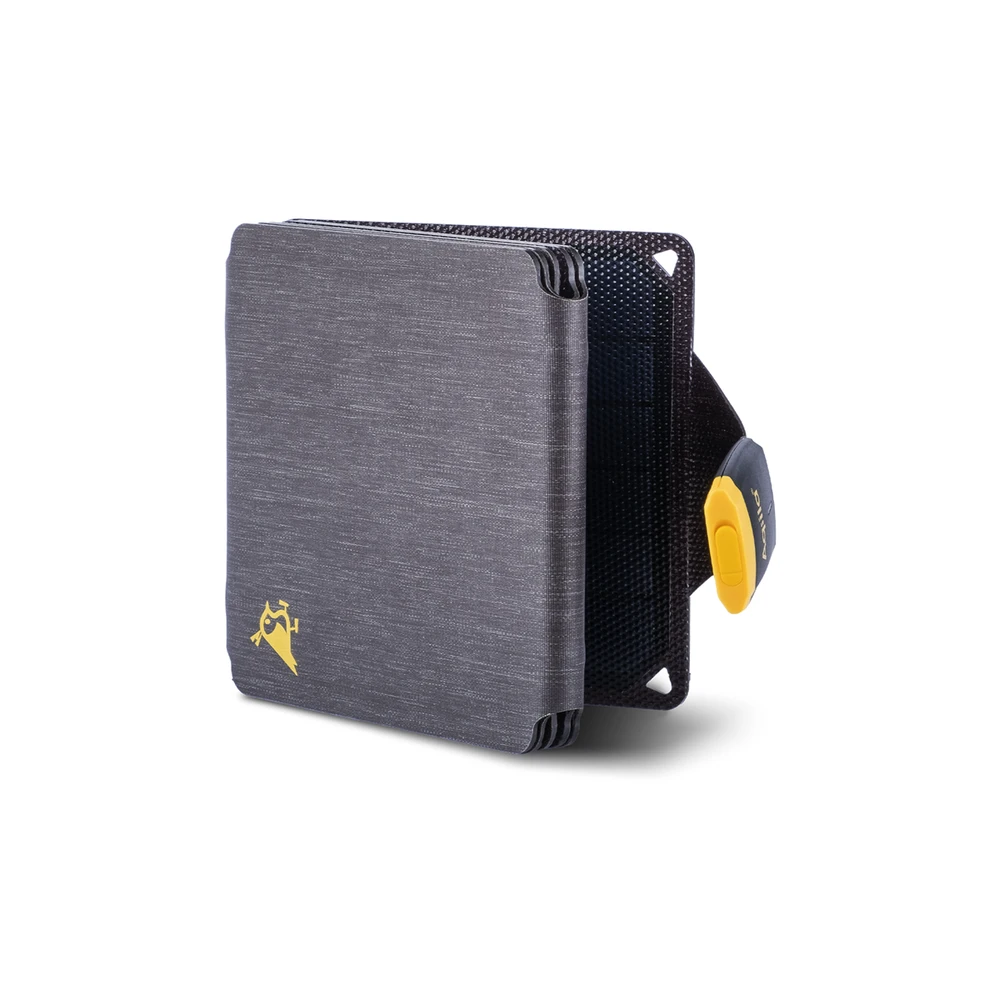„Aqiila“ – „Sunbird P21“ – sulankstomas saulės įkroviklis su USB-C prievadu