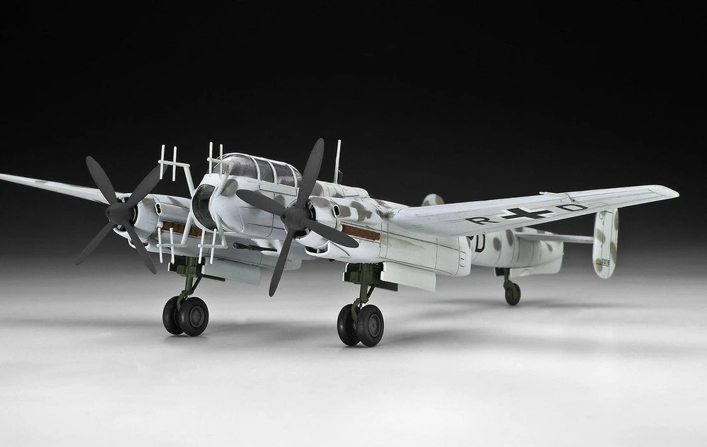Revell 03798 Arado Ar 240 1/72 plastikinis surenkamas lėktuvo modelis
