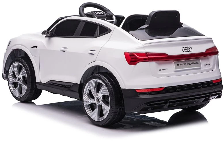 Lean Cars Baltas Audi E-Tron QLS-6688 elektrinis automobilis