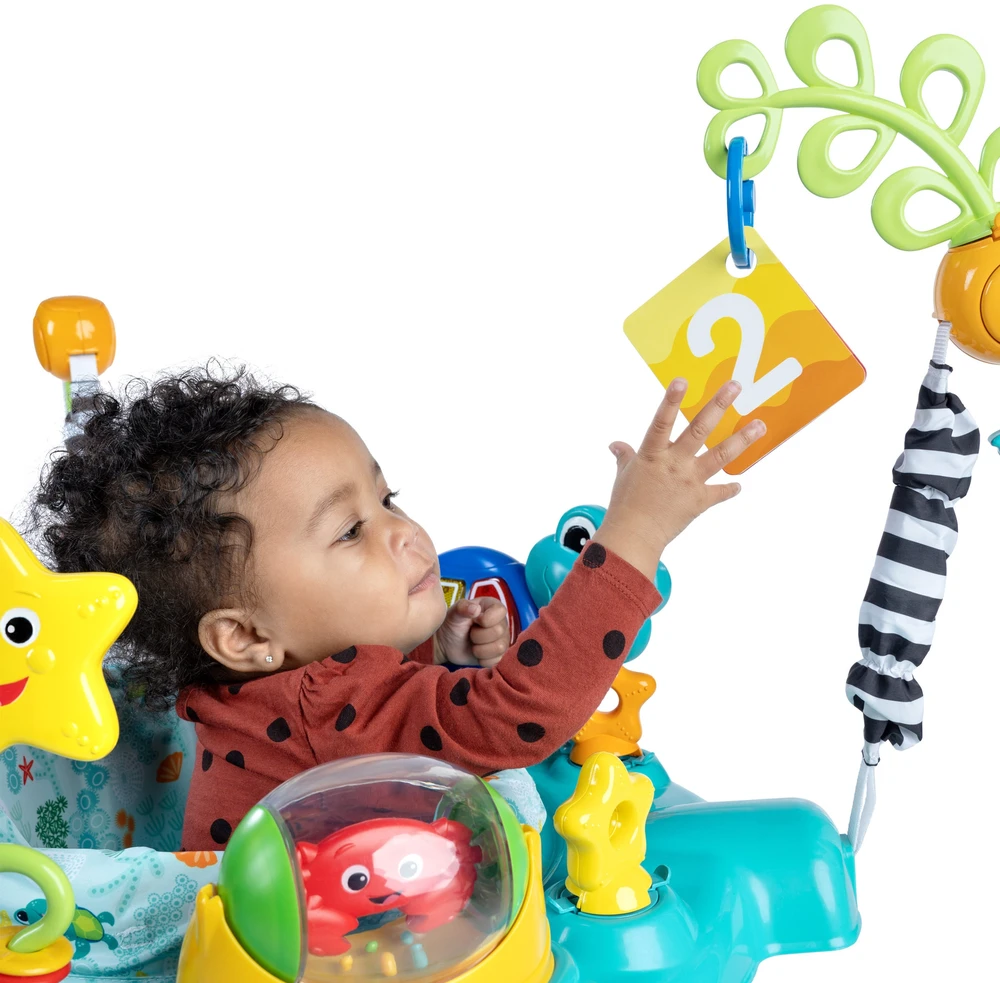 Baby Einstein Mažylis Einšteinas – „Curiosity Cove™“ 2 viename aktyvumo megztinis – (BE-13094)