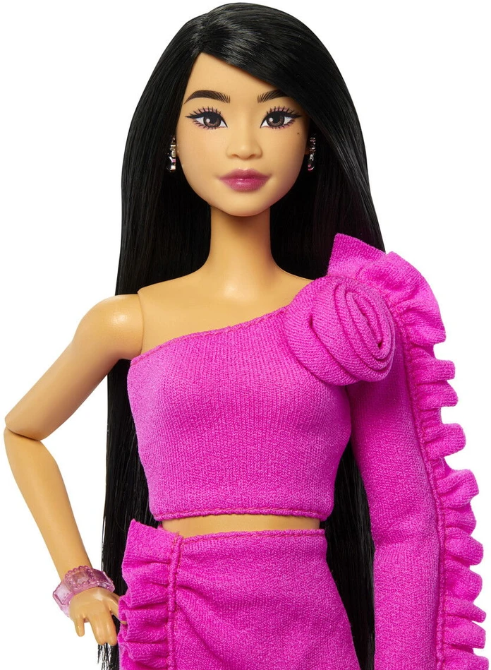 Mattel BARBIE DELUXE FASHIONISTAS lėlė protezuota koja (HYV26)