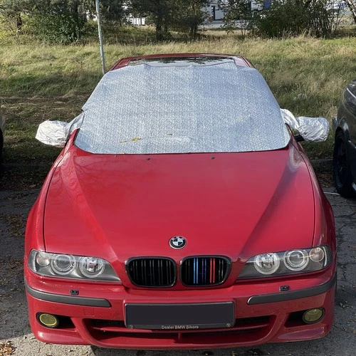 Iso Trade Magnetinis automobilio priekinio stiklo uždangalas Xtrobb 22961