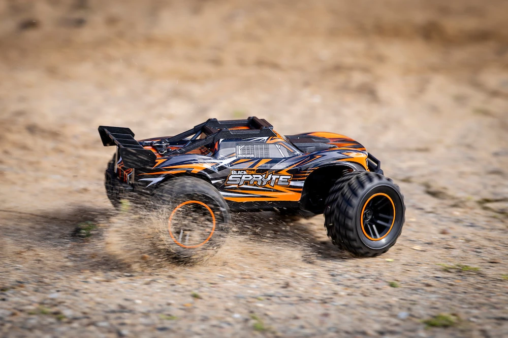 BLACKZON - Spryte ST 1/20 4WD elektrinis stadiono sunkvežimis - oranžinis (540308)