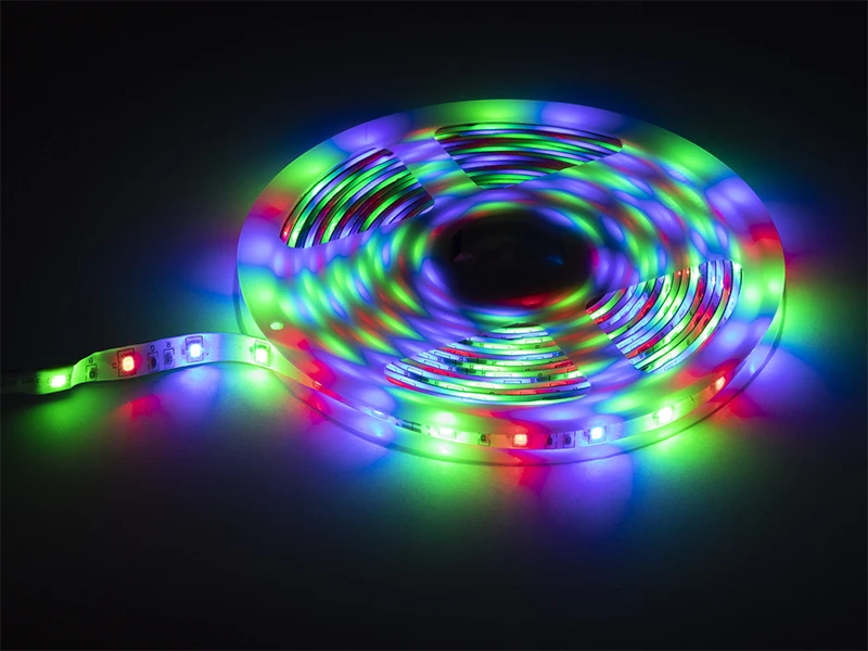 Blow RGB LED juostelių rinkinys 2835 5m/300 valdymas+maitinimas
