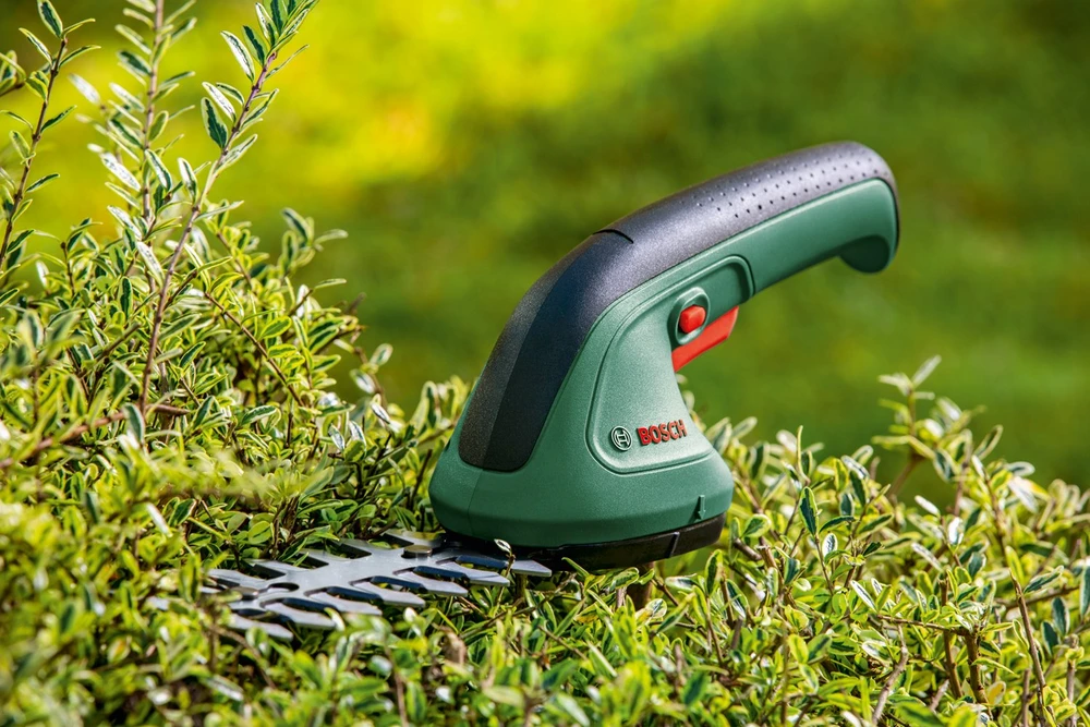 Bosch akumuliatorinės žolės ir krūmų žirklės EasyShear