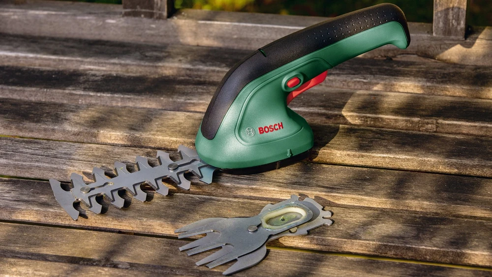 Bosch akumuliatorinės žolės ir krūmų žirklės EasyShear