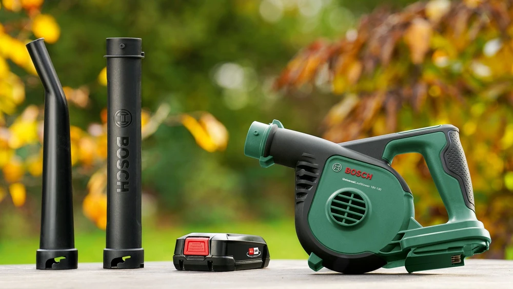 Bosch lapų pūstuvas UniversalLeafBlower 18V-130 be akumuliatoriaus ir kroviklio