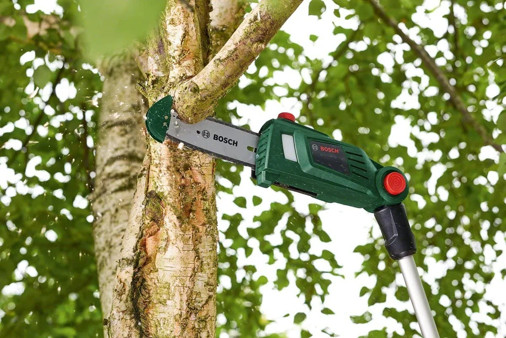 Akumuliatorinė aukštapjovė Bosch UniversalChainPole 18 be akumuliatoriaus ir kroviklio