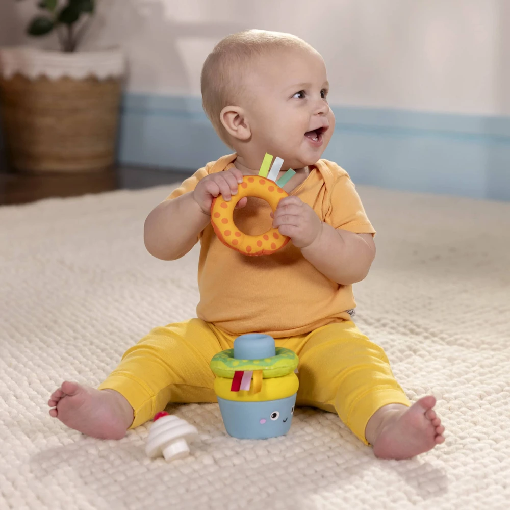 Bright Stars „Bright Starts“ – „Cupcake Tower™“ žaislas su kramtuku (BS-17238)
