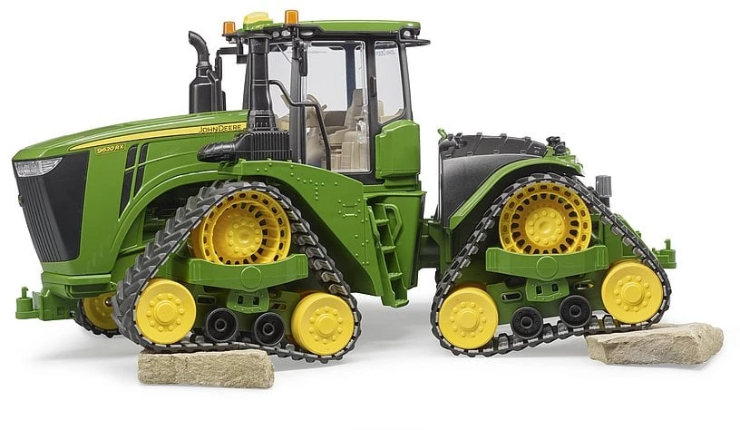 BRUDER traktorius su vikšrais John Deere, 04055