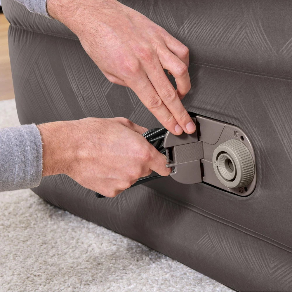 Bestway Fortech Pripučiamas čiužinys su įmontuota pompa, 203x152x46cm