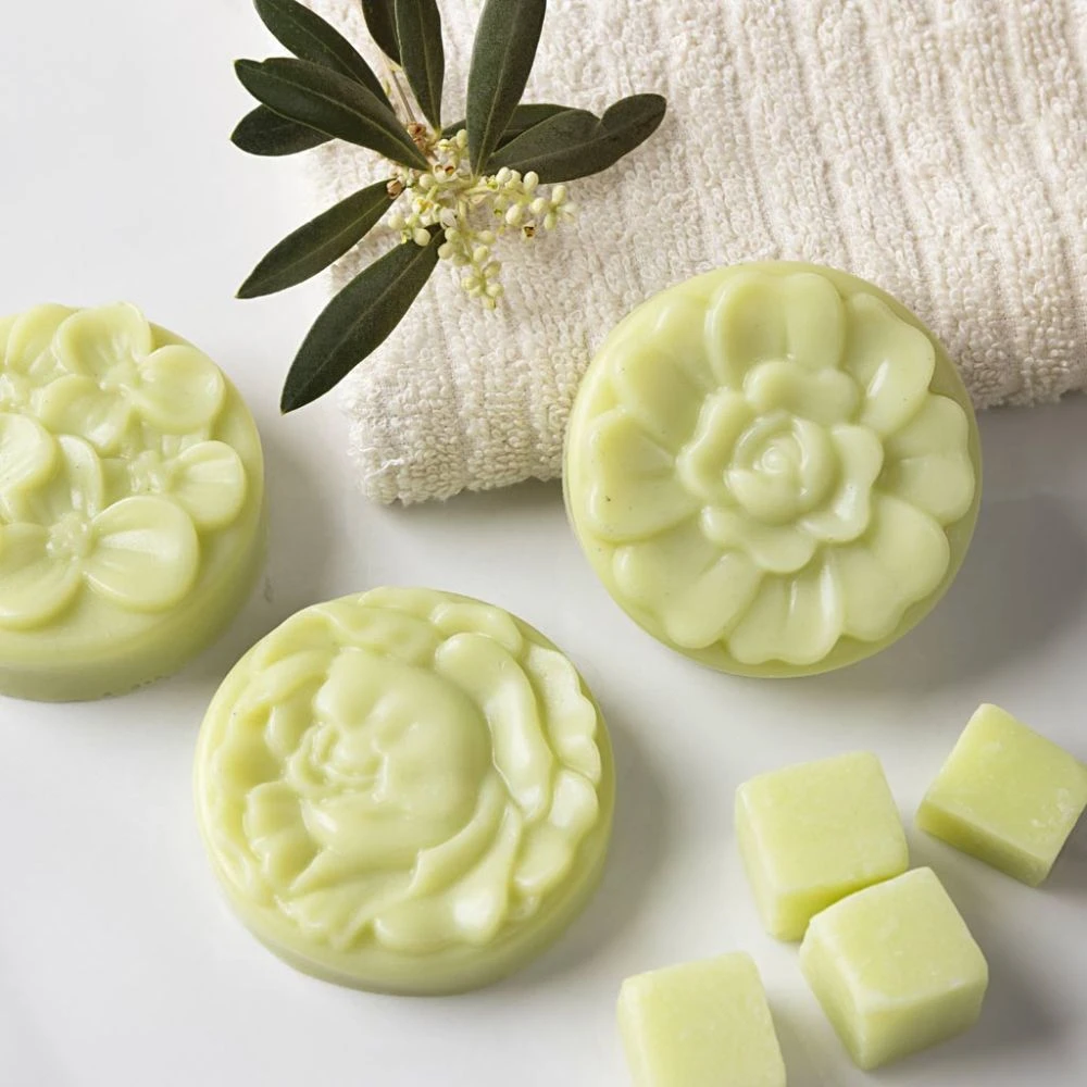 Creativ Company - Alyvuogių aliejaus muilo pagrindas, granulės, 500g / 1 pakuotė (700240)