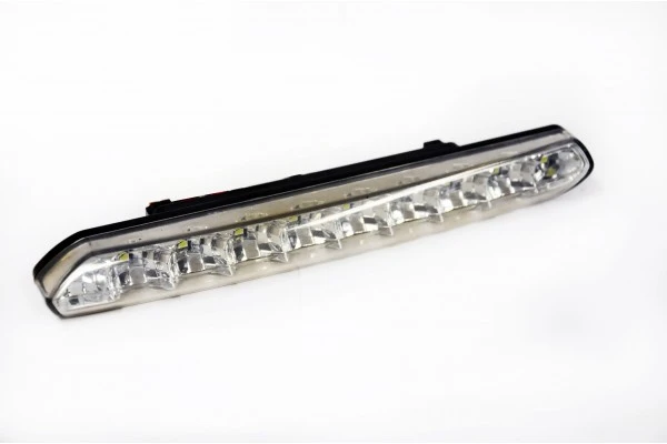 LED dienos šviesos žibintai AMIO 810 A ver. 2 12-24V