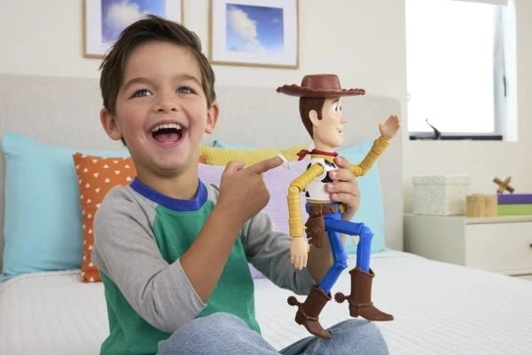 Mattel TOY STORY filmo interaktyvi bėganti figūrėlė Woody (didelė) (JKL95)