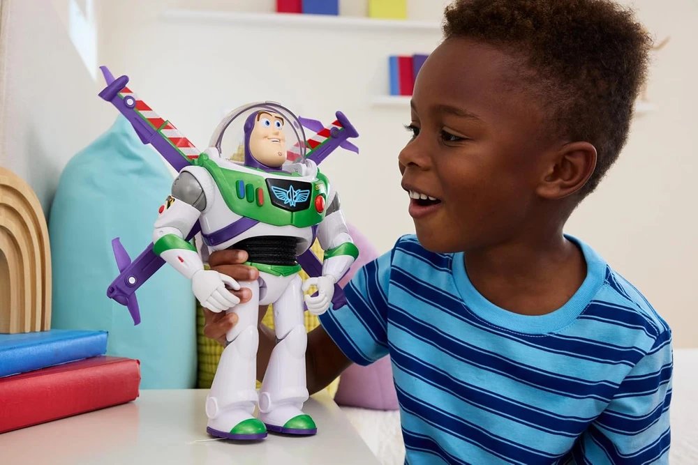 Disney Žaislų istorija - Pakeliamas multifunkcinis Buzz 30 cm, danų k. (JNP91)