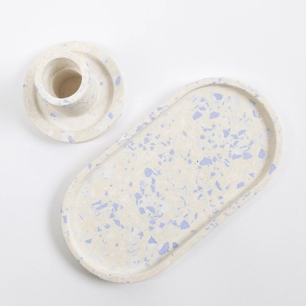 Diy Kit „Pasidaryk pats“ rinkinys – dervos liejinys – 3 žvakidės ir 2 padėklai (977539)