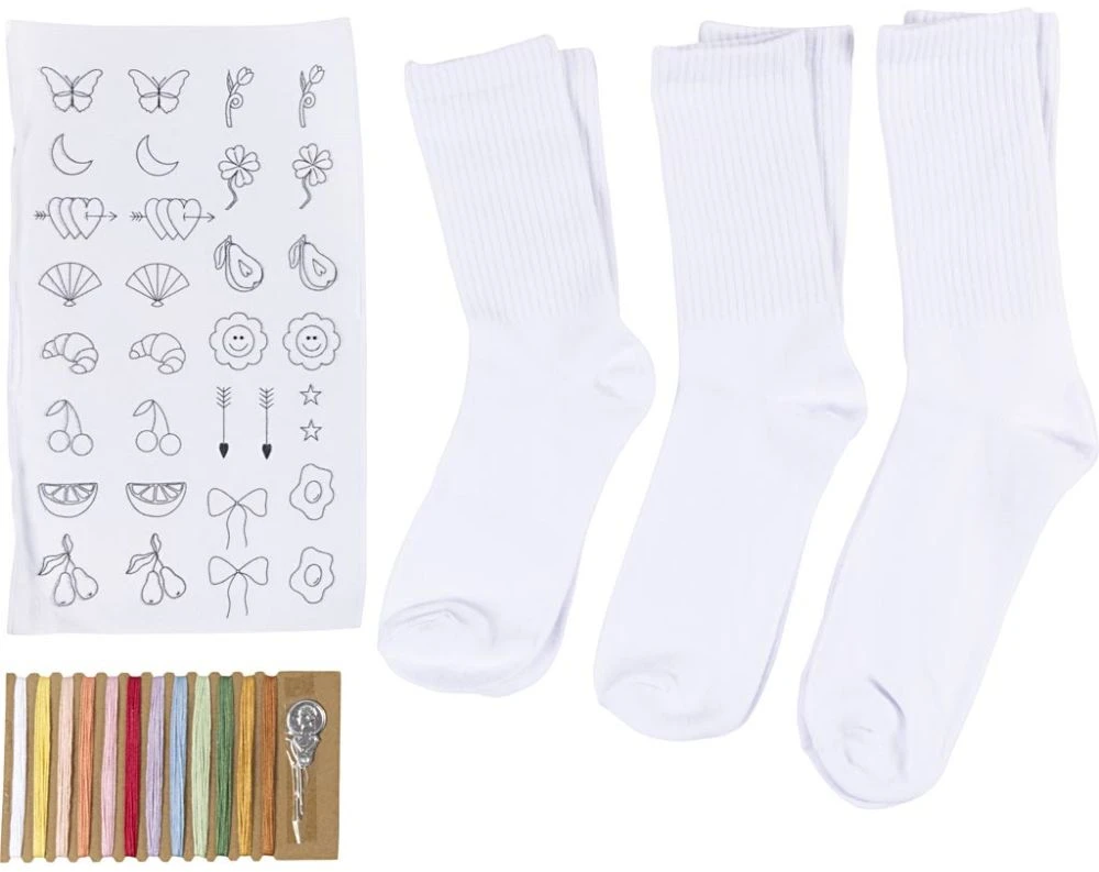DIY Kit - Rankdarbių rinkinys siuvinėjimui, kojinės, baltos, 1 pakuotė (9772641)