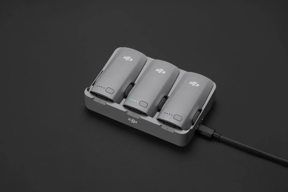 DJI - Neo 2 dvipusio įkrovimo mazgas