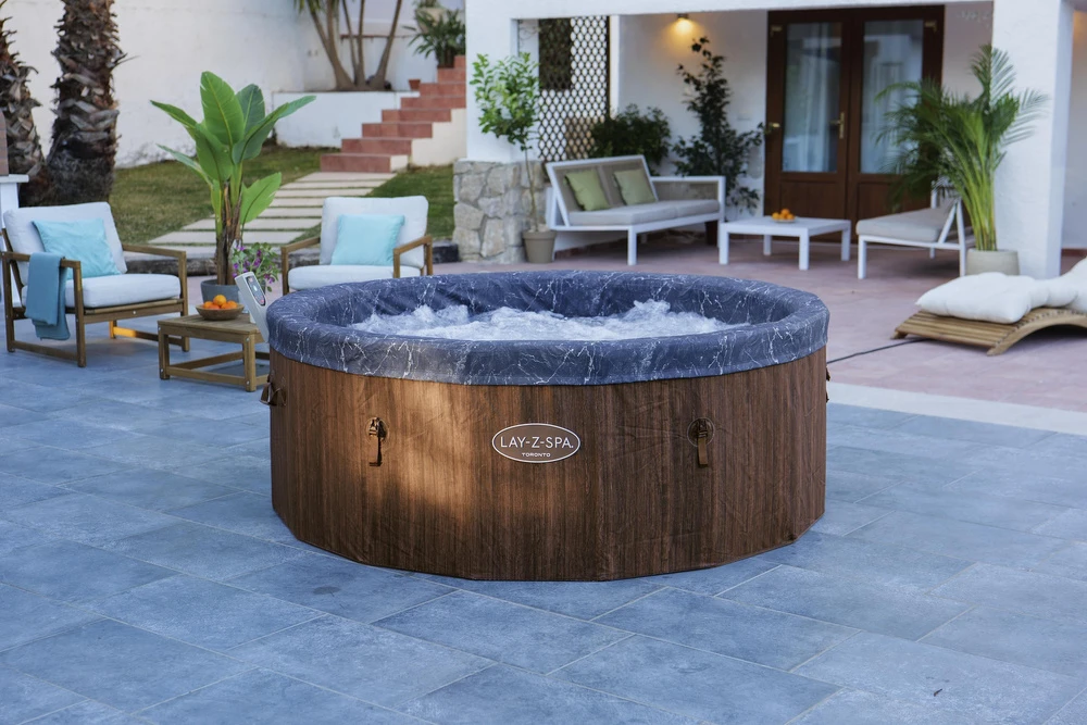„Lay-Z-Spa Toronto SMART Air Jet Jacuzzi BESTWAY