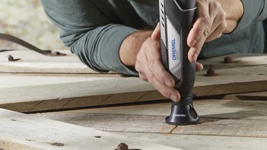 Daugiafunkcis įrankis Dremel 8250-5/65 Platinum, su 5 antgaliais ir 65 priedais