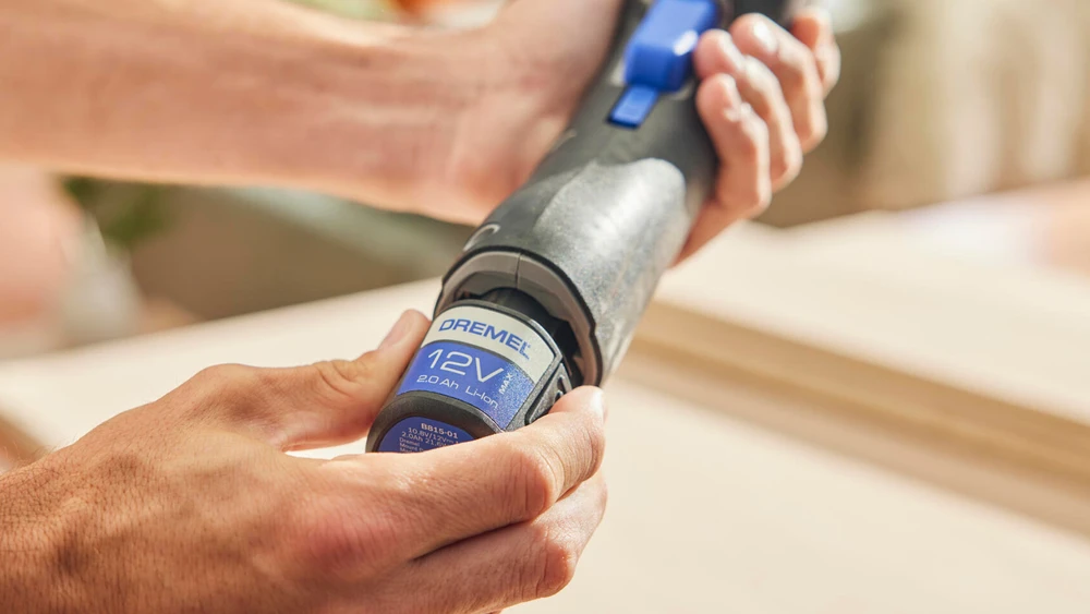 Dremel – MULTIVÆRKTØJ MM12V-S1M 12V 2AH 9 DELE AC