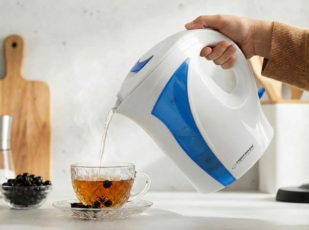 Virdulys electric Esperanza Iguazu EKK018B (2200W 1.8l, mėlynas color)