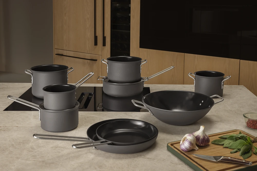 Eva Trio - pilkas linijinis puodas - pilkas - 2,5 l - 16 cm