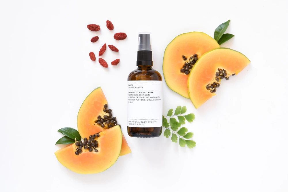 Evolve Beauty „Evolve“ – kasdienis detoksikuojantis veido prausiklis 100 ml