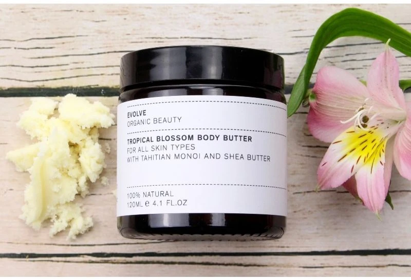 „Evolve Beauty“ – tropinių žiedų kūno sviestas 120 ml