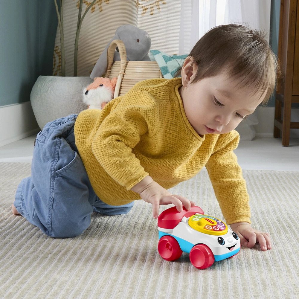 Fisher-Price - klasikinė „Chatting“ telefono transporto priemonė (JKD56)