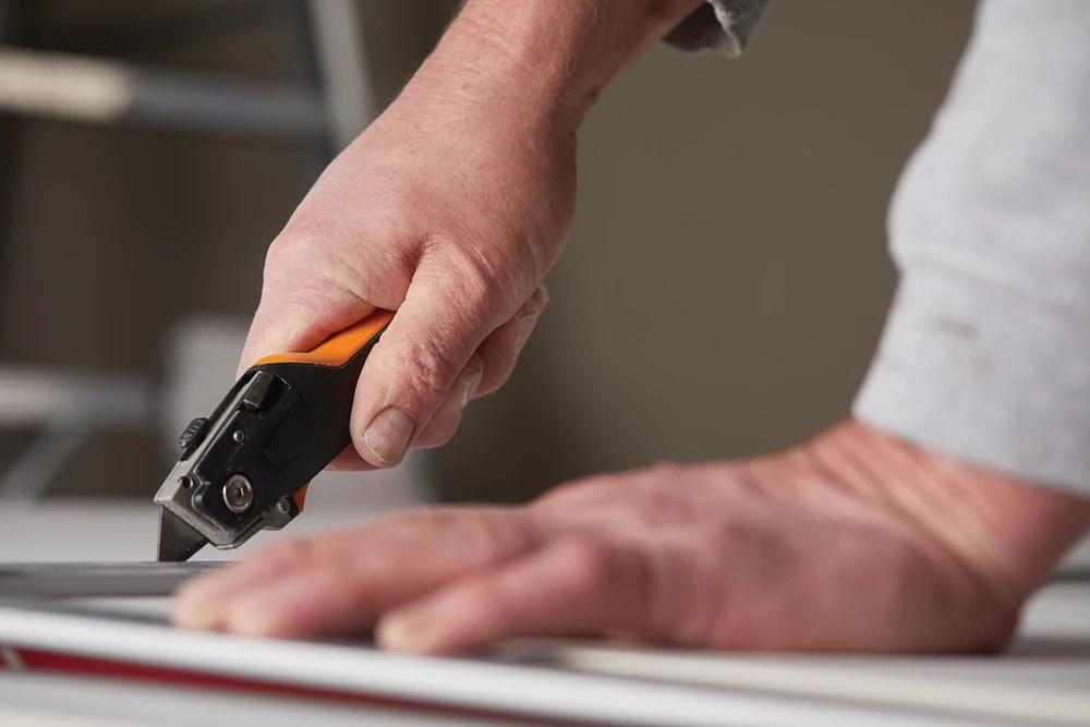 Fiskars CarbonMax Universalus gipso kartono peilis 1027226