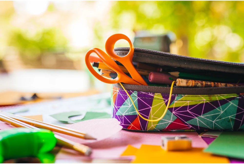 Fiskars Classic vaikiškos žirklės dešiniarankiams (13 cm) 1005166