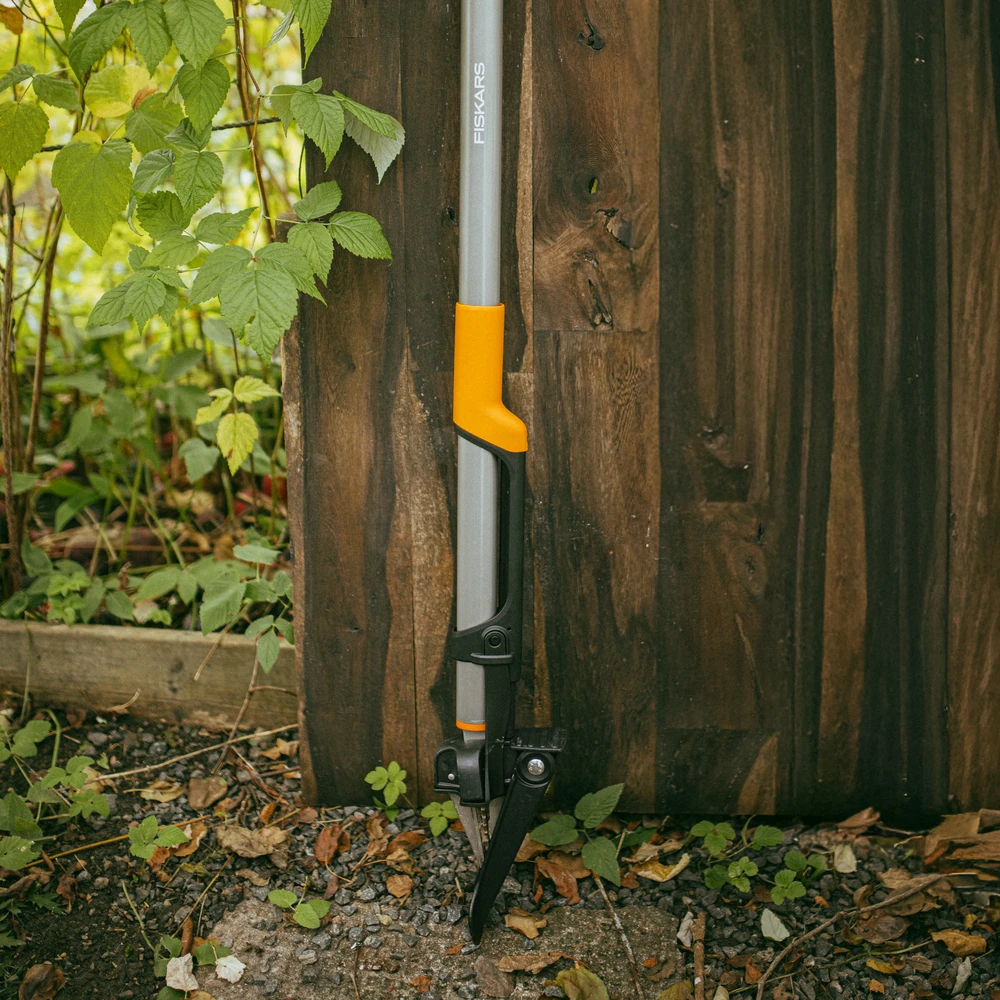 Fiskars Piktžolių raviklis 990 mm ilgio, ergo (f1020126)