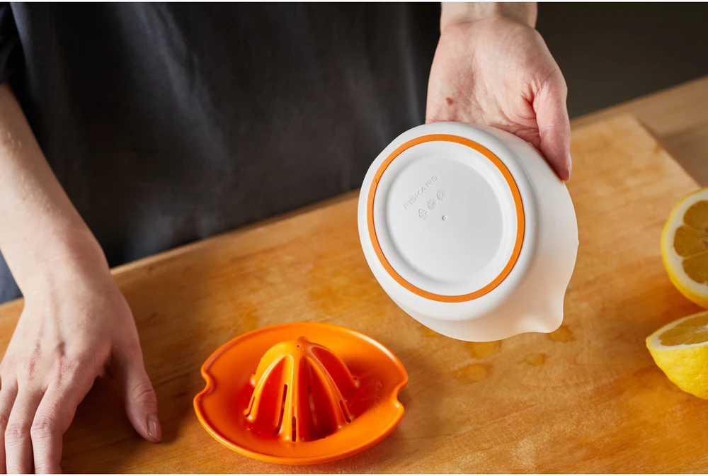 Fiskars FunctionalForm Citrusinių vaisių sulčiaspaudė 1 vnt.
