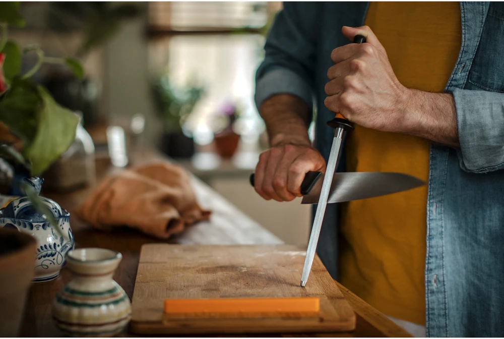 Fiskars Functional Form plieninis galąstuvas