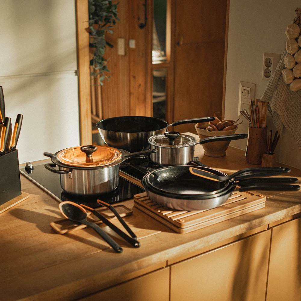 Fiskars "Functional Form" 5 peilių rinkinys su stovu