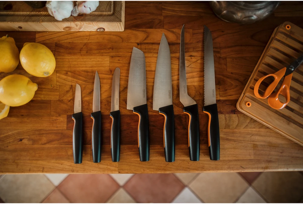Fiskars Functional Form peilis pomidorams