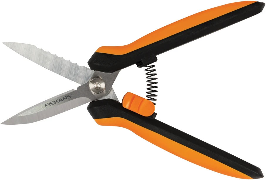 Fiskars Solid™ Daugiafunkcinis kirpiklis (SP320)