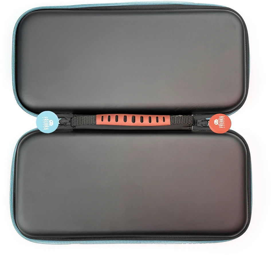 Freaks And Geeks - Case for Switch 2 / Switch / Oled - Mėlyna & Raudona