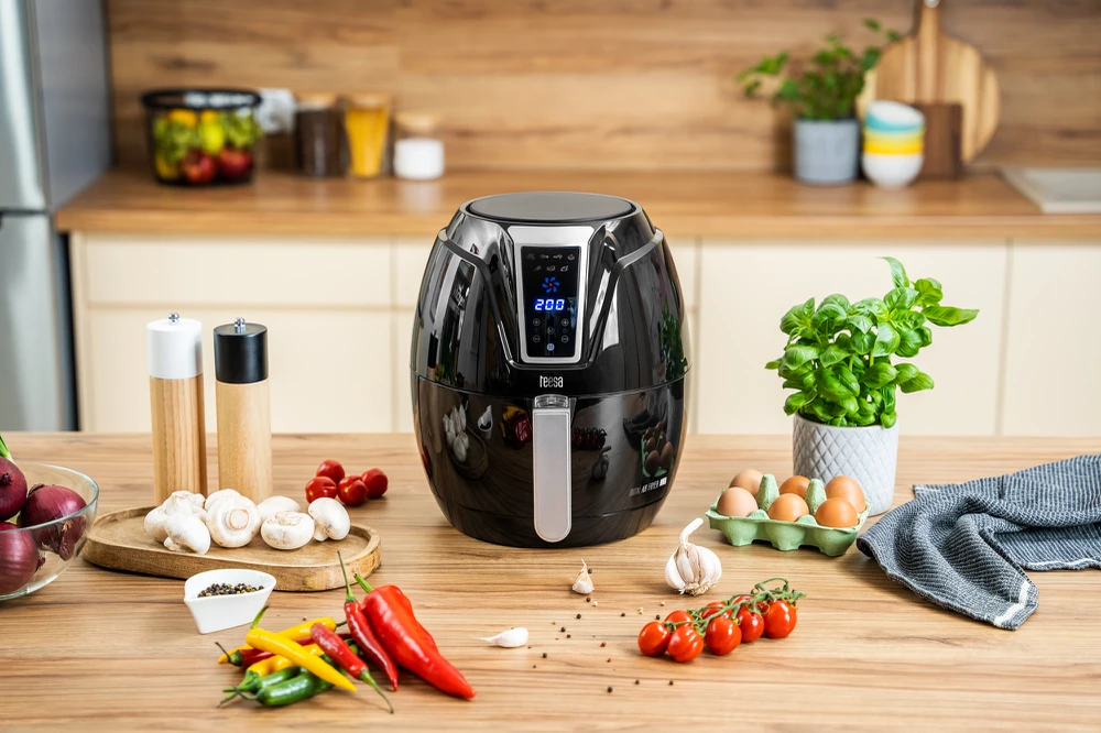 TEESA DIGITAL AIR FRYER 3.2L Baltas oro gruzdintuvė