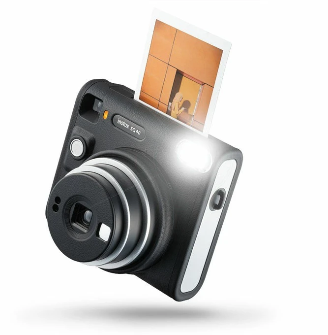 Fujifilm Momentinis fotoaparatas instax SQUARE SQ40 Juodas